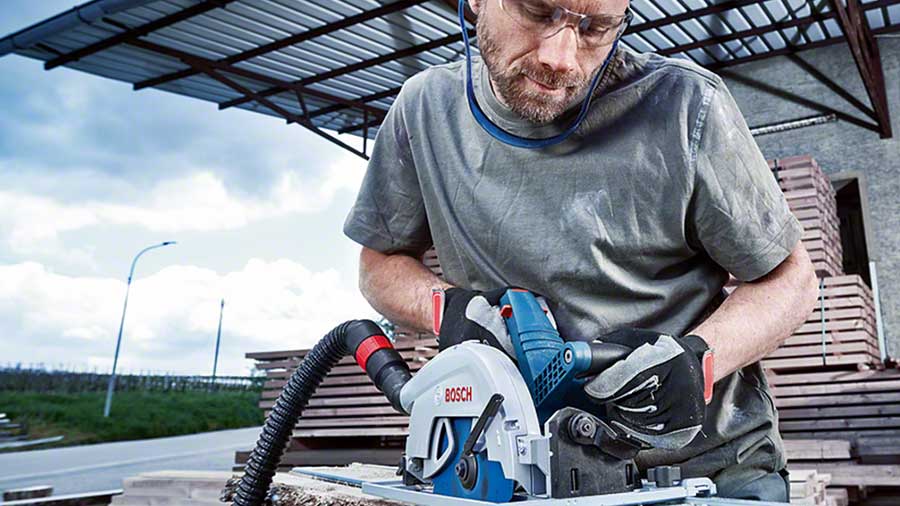 Scie circulaire manuelle professionnelle sans fil Biturbo GKS 18V-70 L Bosch Scie circulaire manuelle professionnelle sans fil Biturbo GKS 18V-70 L Bosch